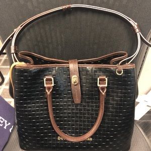 Dooney and Bourke handbag. Excellent condition